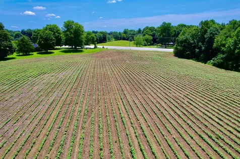 20 Lambs Ferry Road Leoma TN 38468