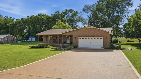 715 Anderson Street Cowan TN 37318