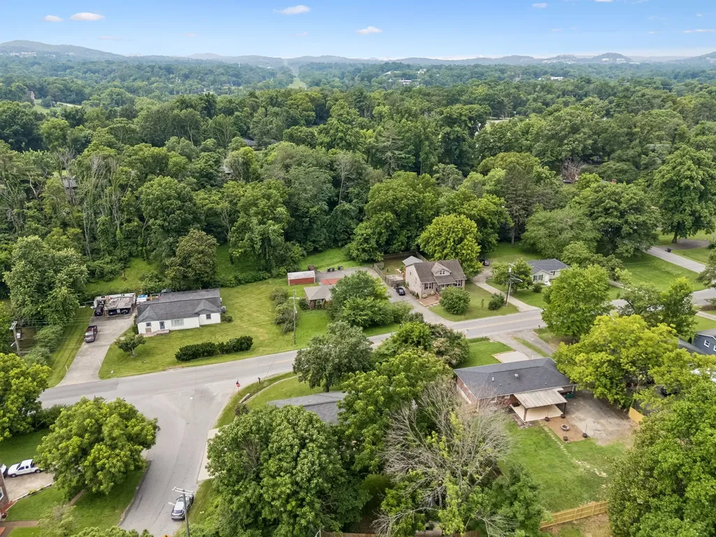 244 Blackman Road Nashville TN 37211