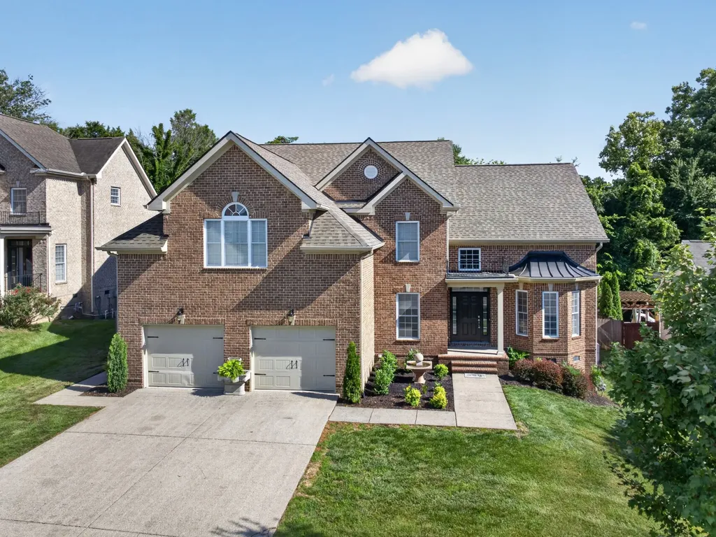 2006 Lincoln Road Spring Hill TN 37174