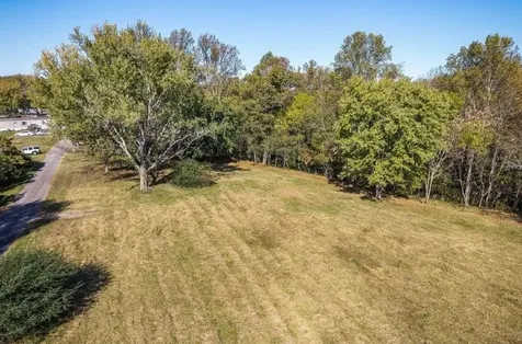 167 H Brown Lane Gainesboro TN 38562
