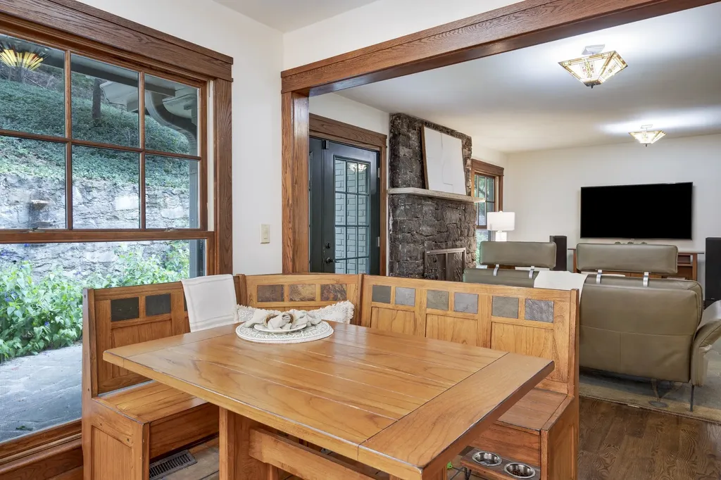433 Grayson Drive Nashville TN 37205