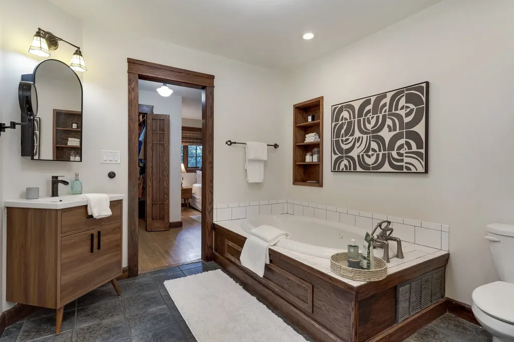 433 Grayson Drive Nashville TN 37205
