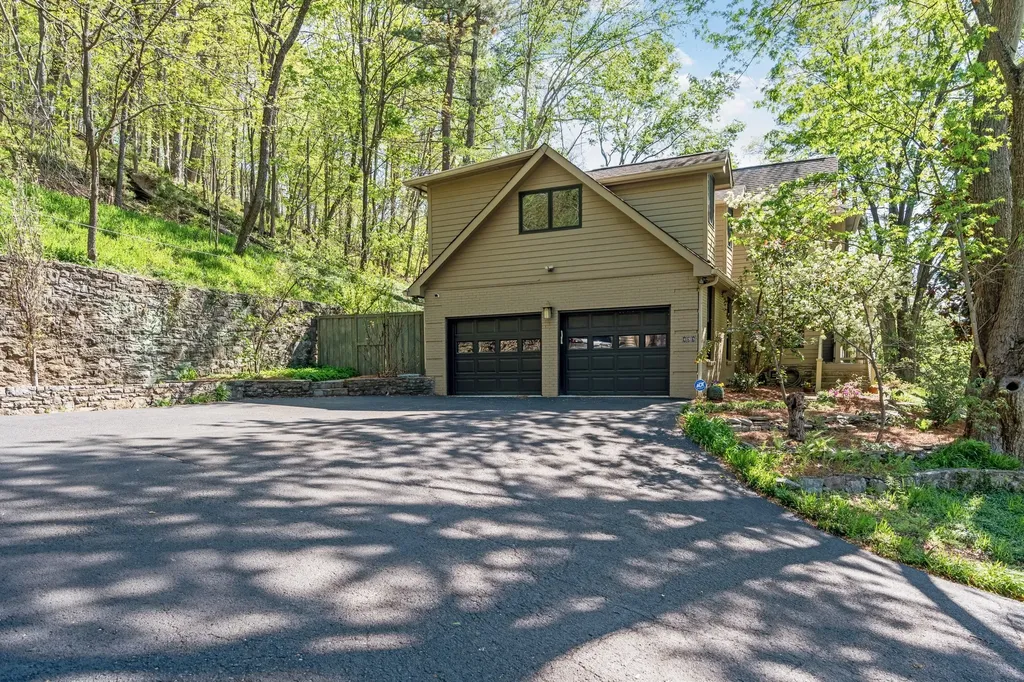 433 Grayson Drive Nashville TN 37205
