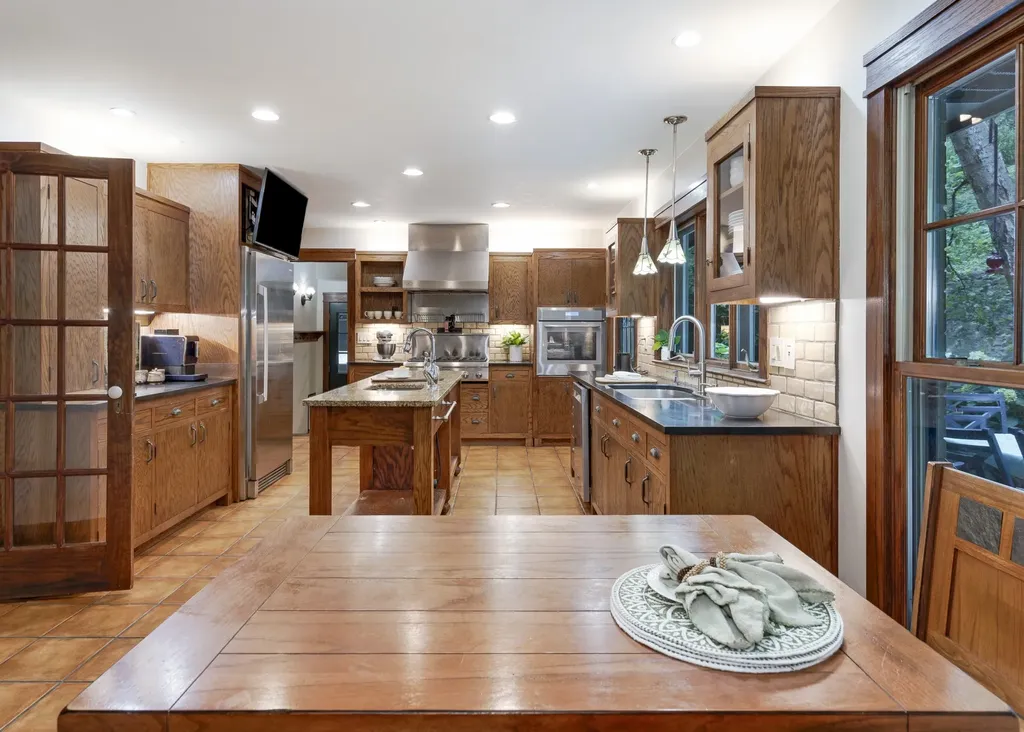 433 Grayson Drive Nashville TN 37205