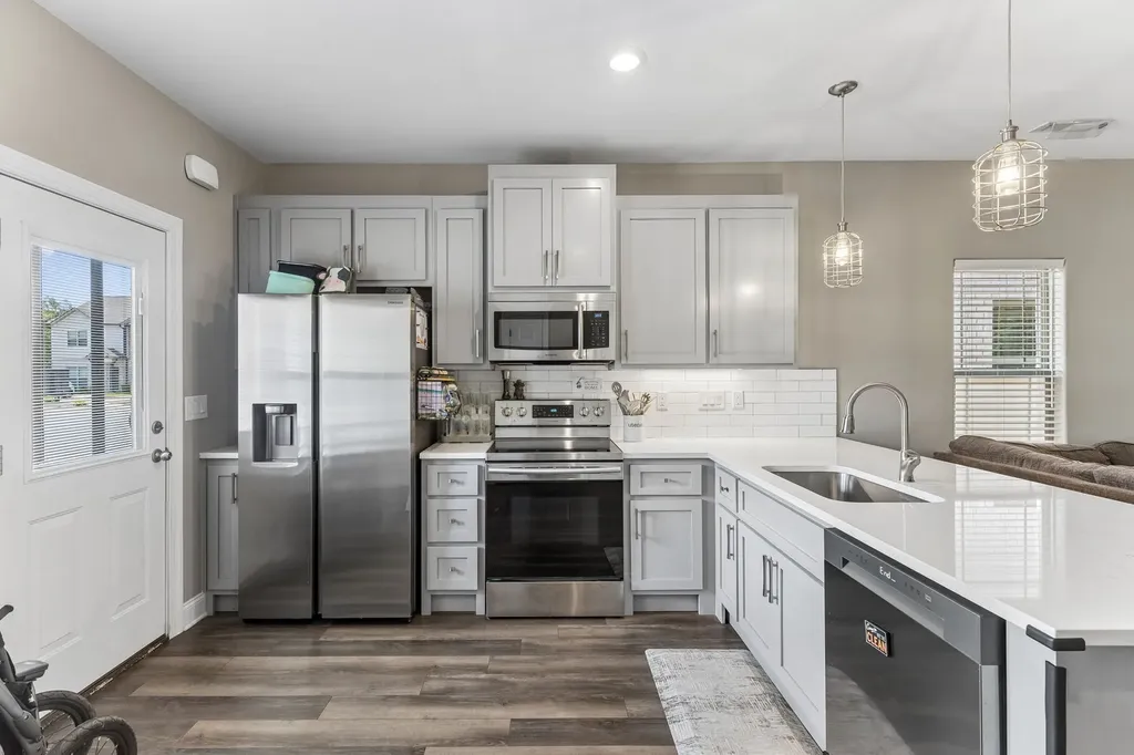 555 Gresham Lane Murfreesboro TN 37129
