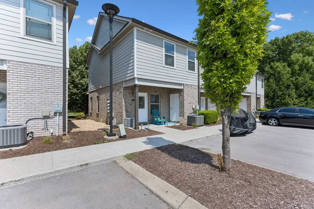 555 Gresham Lane Murfreesboro TN 37129