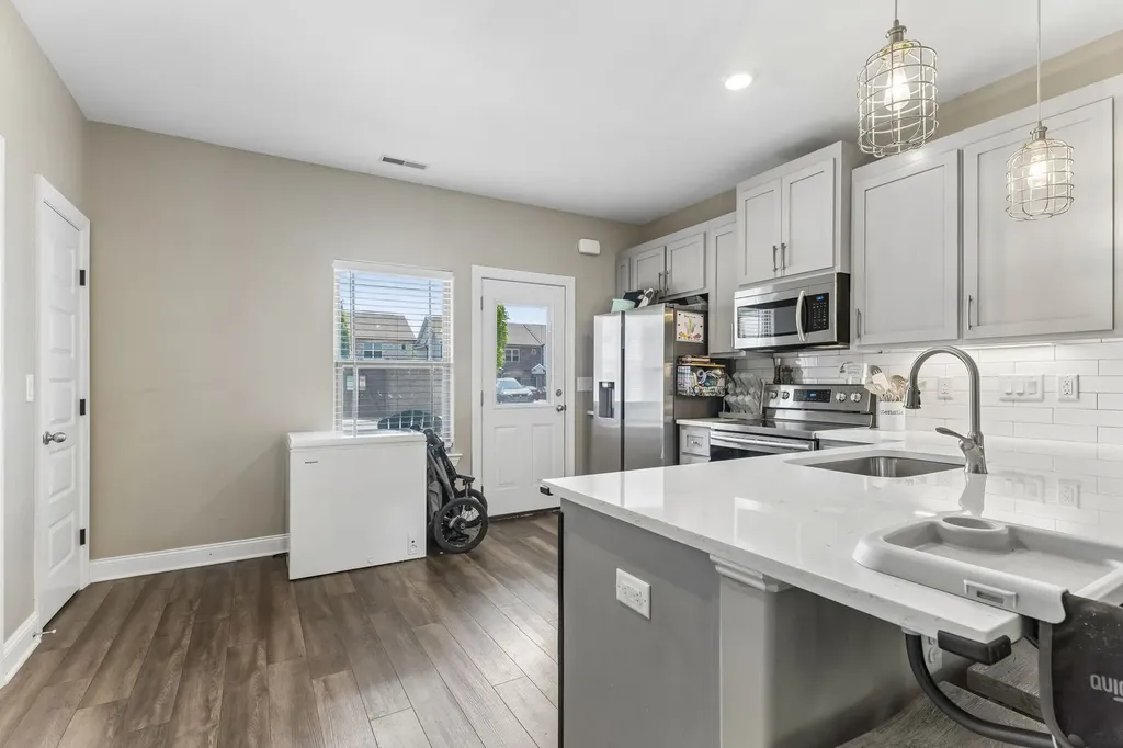 555 Gresham Lane Murfreesboro TN 37129