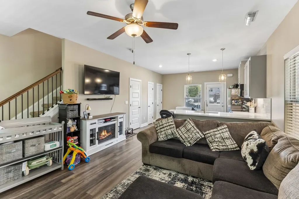 555 Gresham Lane Murfreesboro TN 37129