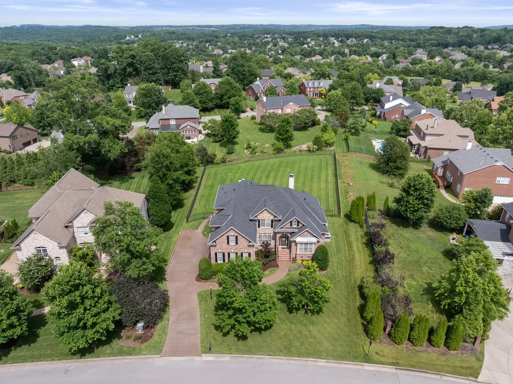 9968 Lodestone Drive Brentwood TN 37027