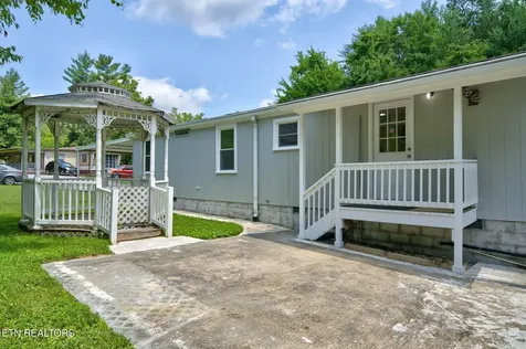 809 Spokane Lane Crossville TN 38572