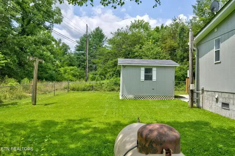 809 Spokane Lane Crossville TN 38572