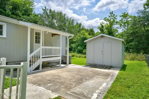 809 Spokane Lane Crossville TN 38572