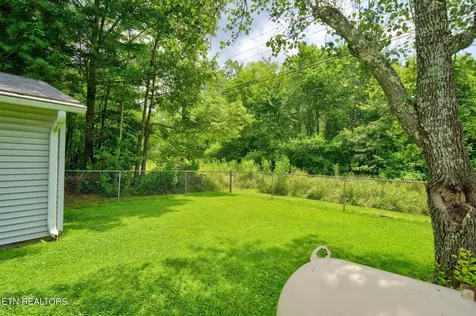 809 Spokane Lane Crossville TN 38572
