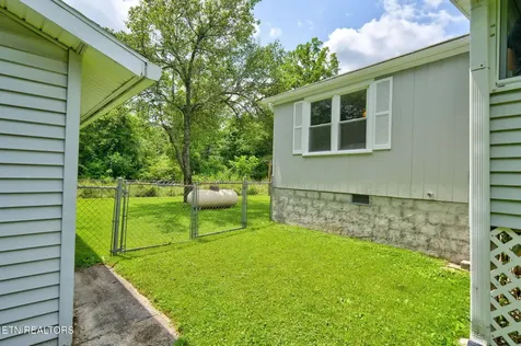 809 Spokane Lane Crossville TN 38572