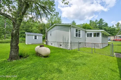 809 Spokane Lane Crossville TN 38572