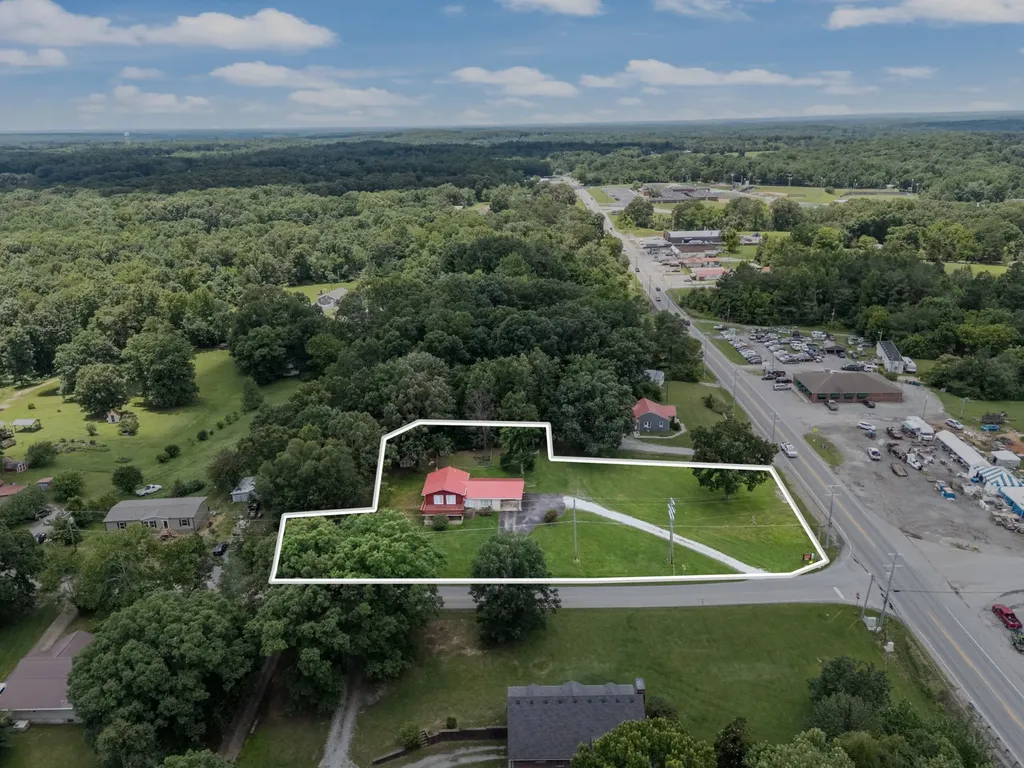 7436 Johnny Crow Road Lyles TN 37098