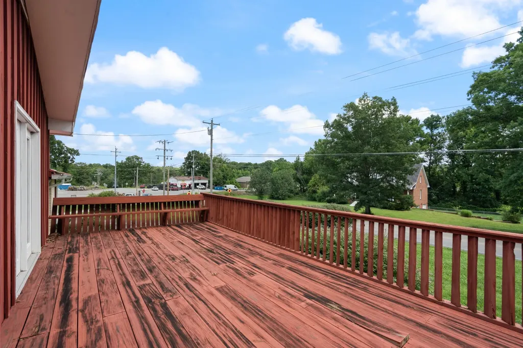 7436 Johnny Crow Road Lyles TN 37098