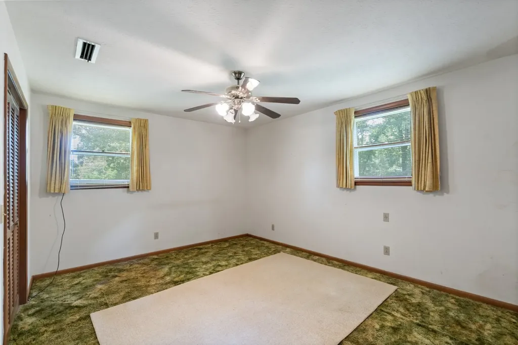 7436 Johnny Crow Road Lyles TN 37098