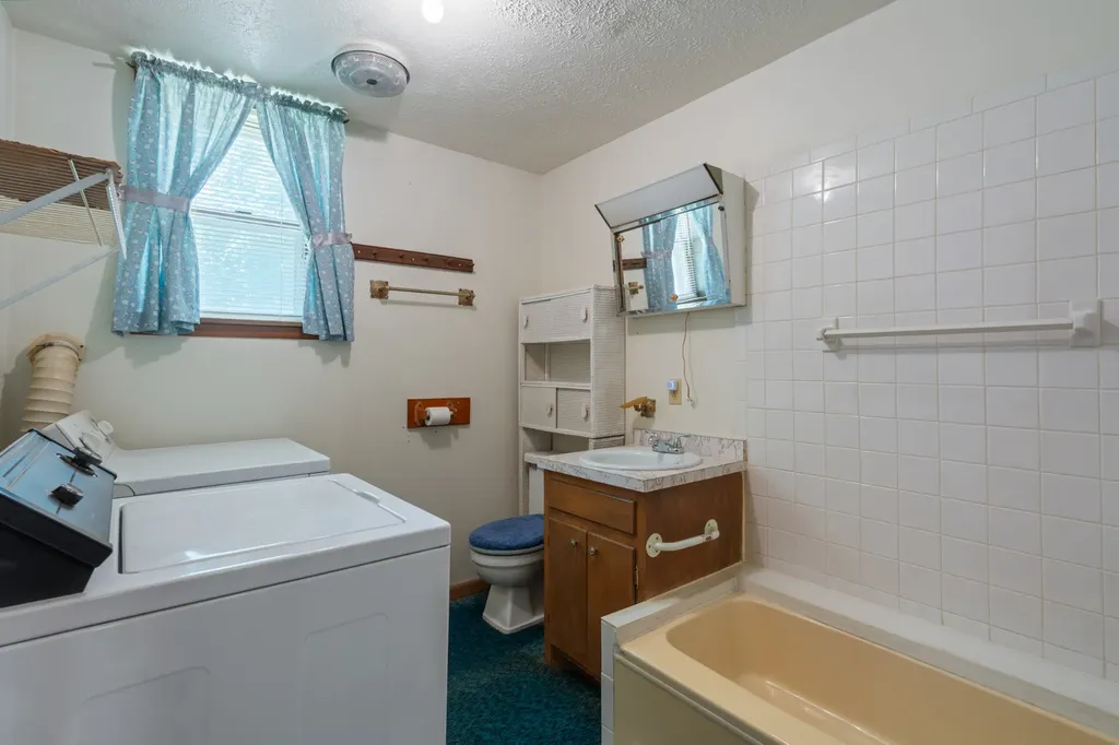 7436 Johnny Crow Road Lyles TN 37098