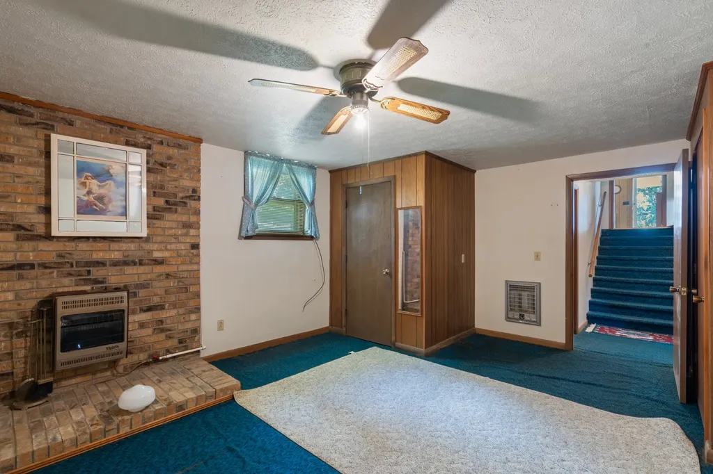 7436 Johnny Crow Road Lyles TN 37098