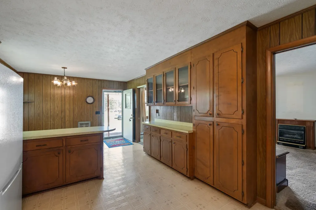 7436 Johnny Crow Road Lyles TN 37098