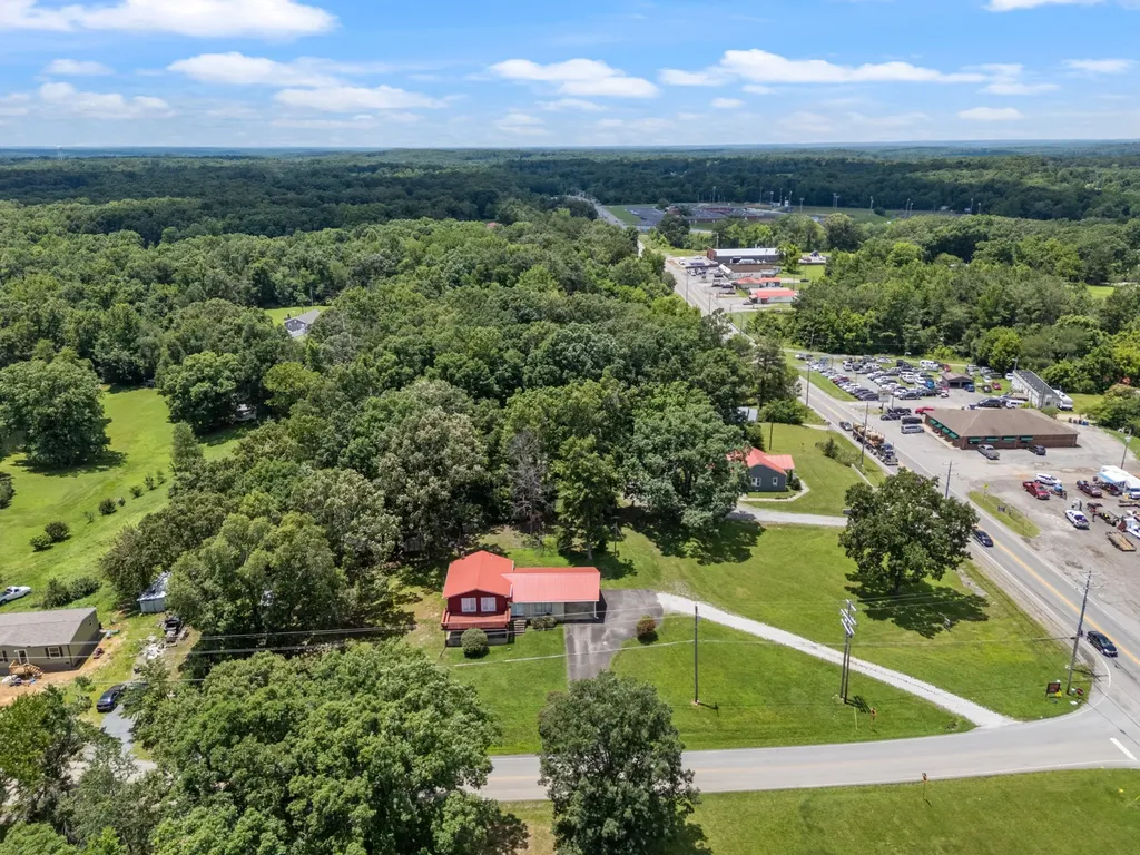 7436 Johnny Crow Road Lyles TN 37098