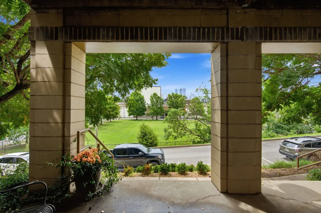 904 Ireland Street Nashville TN 37208