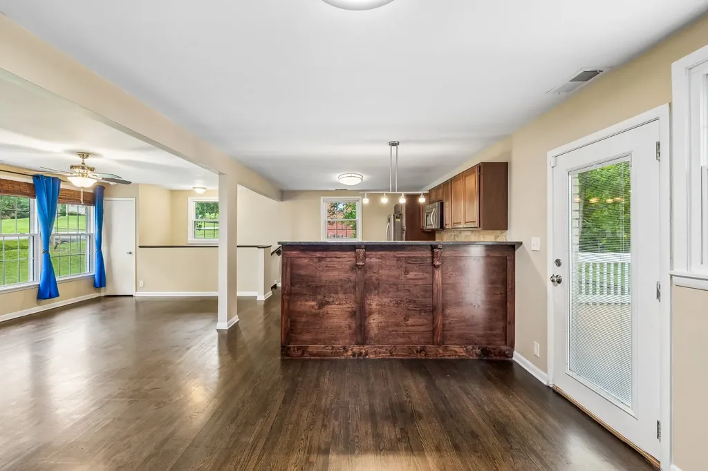 225 Bonnafield Drive Hermitage TN 37076
