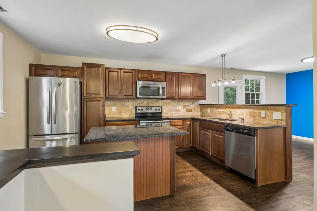 225 Bonnafield Drive Hermitage TN 37076