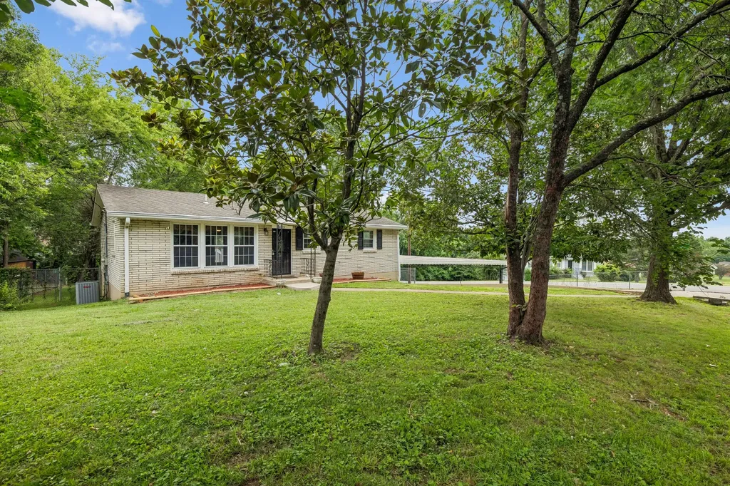 225 Bonnafield Drive Hermitage TN 37076