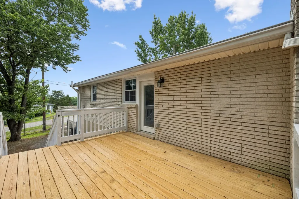 225 Bonnafield Drive Hermitage TN 37076