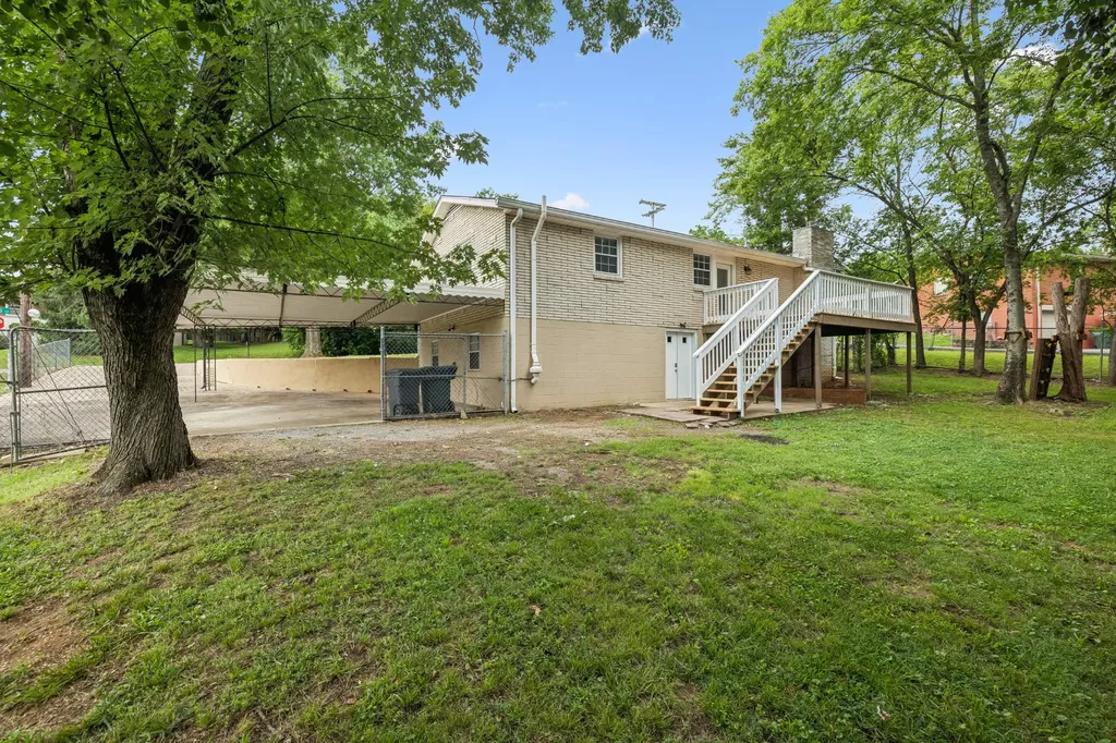 225 Bonnafield Drive Hermitage TN 37076
