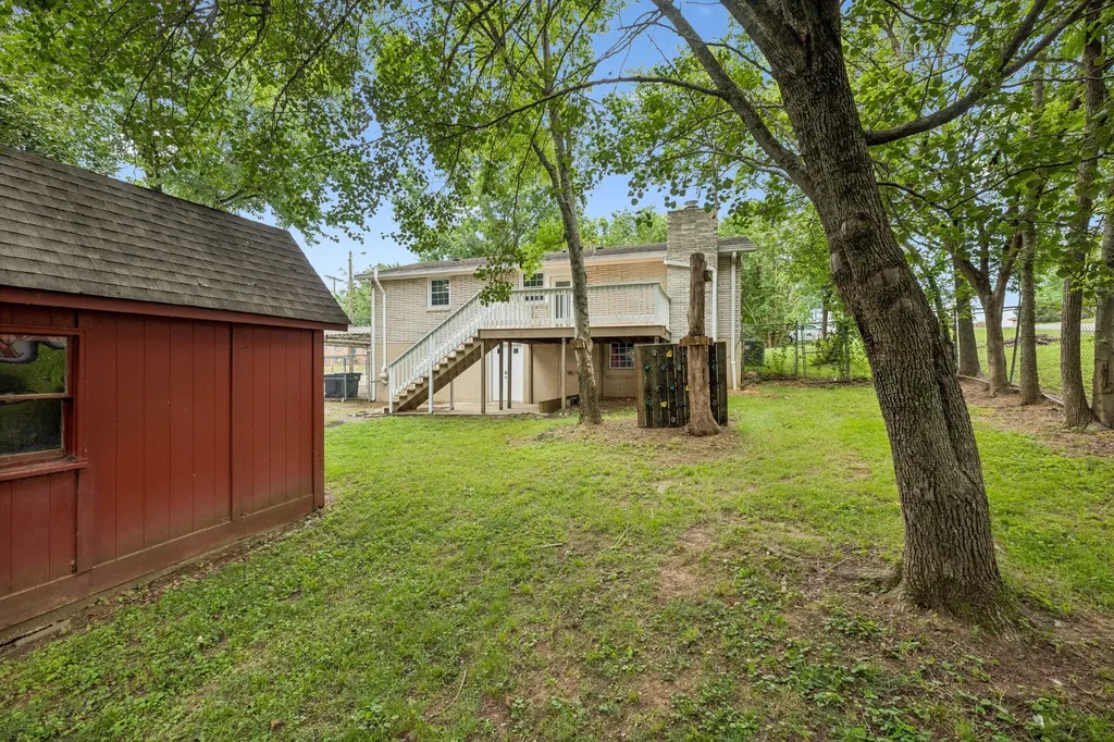 225 Bonnafield Drive Hermitage TN 37076