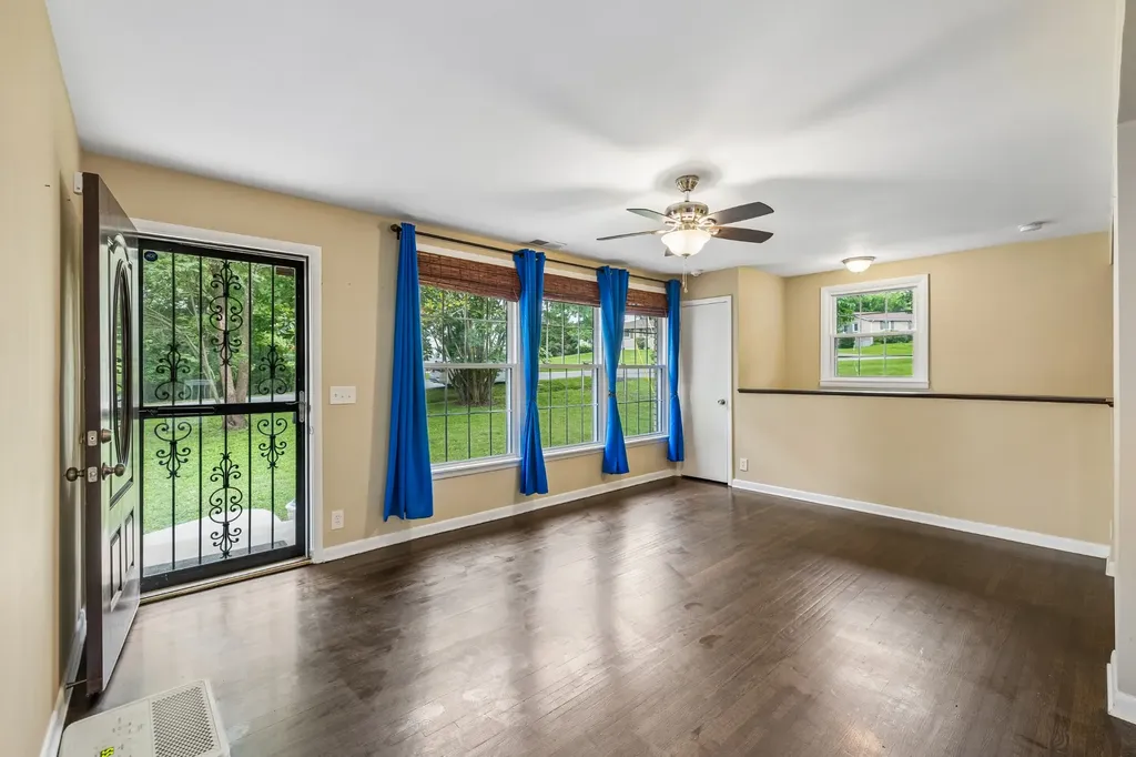 225 Bonnafield Drive Hermitage TN 37076