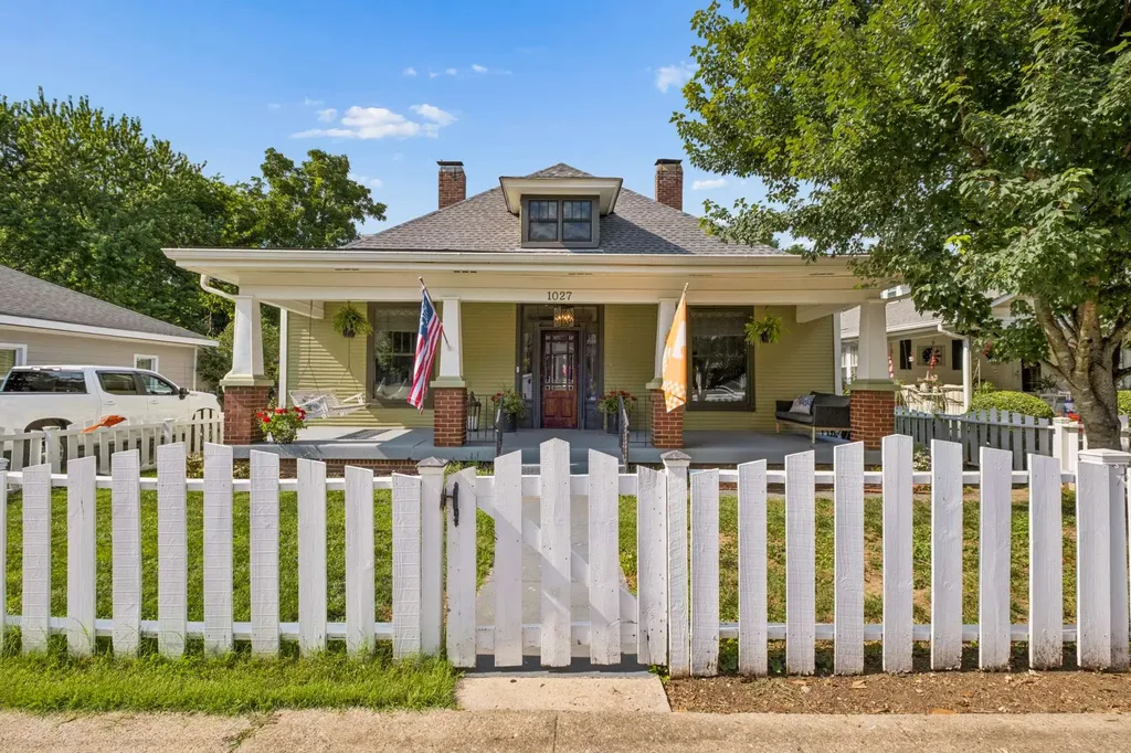 1027 Chicamauga Avenue Nashville TN 37206