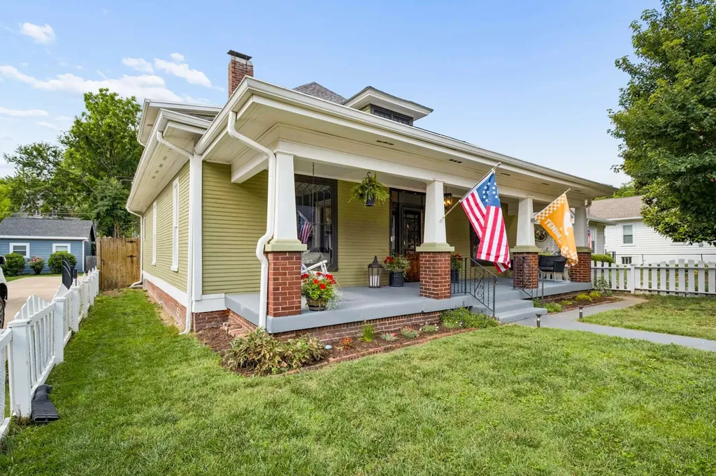 1027 Chicamauga Avenue Nashville TN 37206