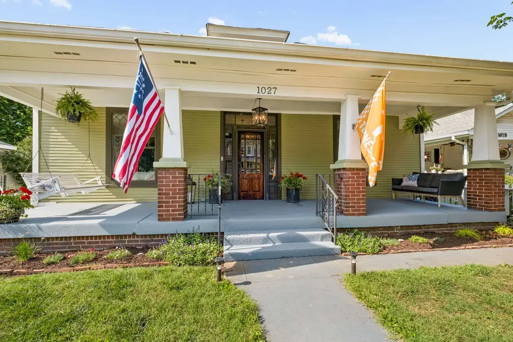 1027 Chicamauga Avenue Nashville TN 37206