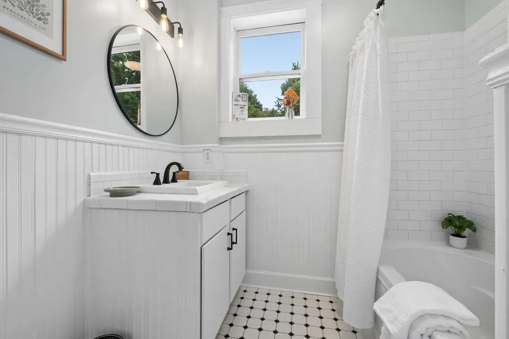 1027 Chicamauga Avenue Nashville TN 37206