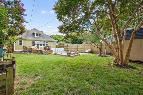 1027 Chicamauga Avenue Nashville TN 37206