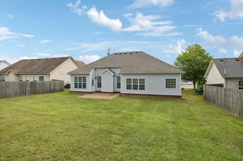 2010 Patrick Way Spring Hill TN 37174