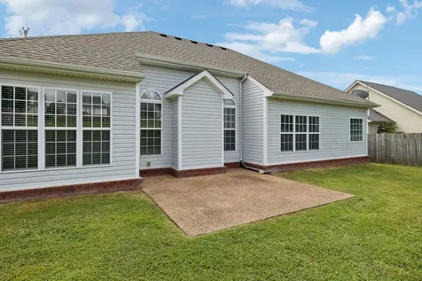 2010 Patrick Way Spring Hill TN 37174