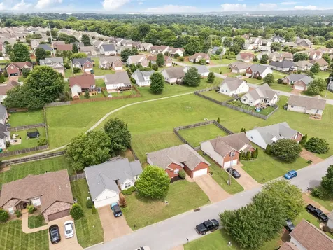 2010 Patrick Way Spring Hill TN 37174