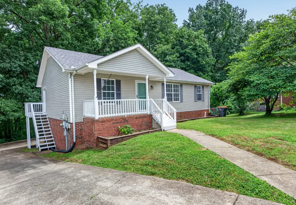 979 Bobcat Drive Clarksville TN 37042
