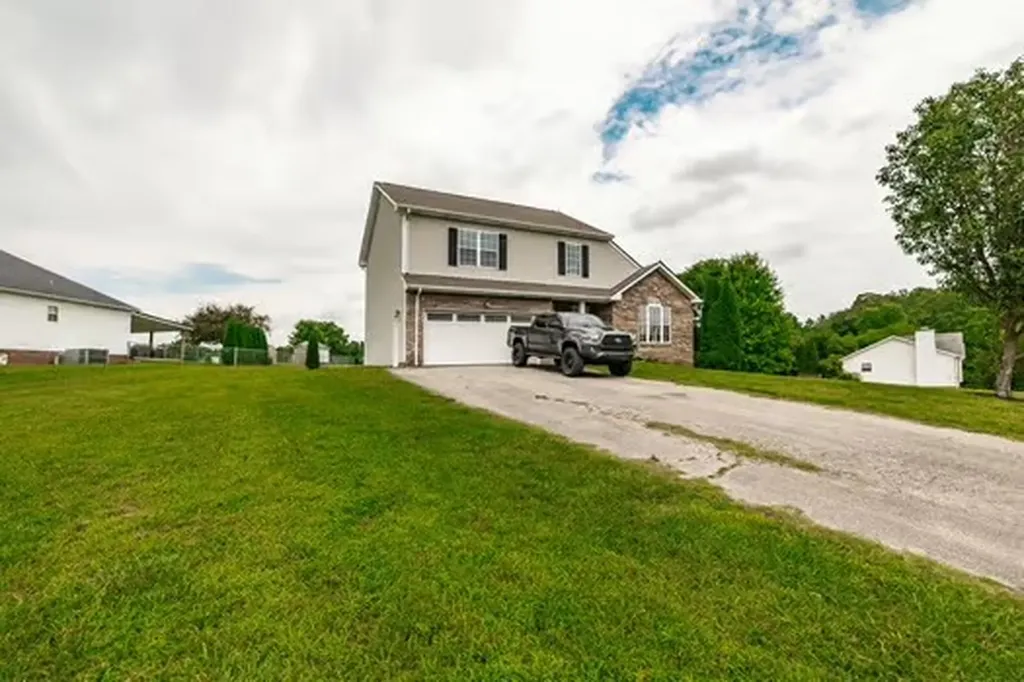 2029 Copper Kettle Circle Pleasant View TN 37146