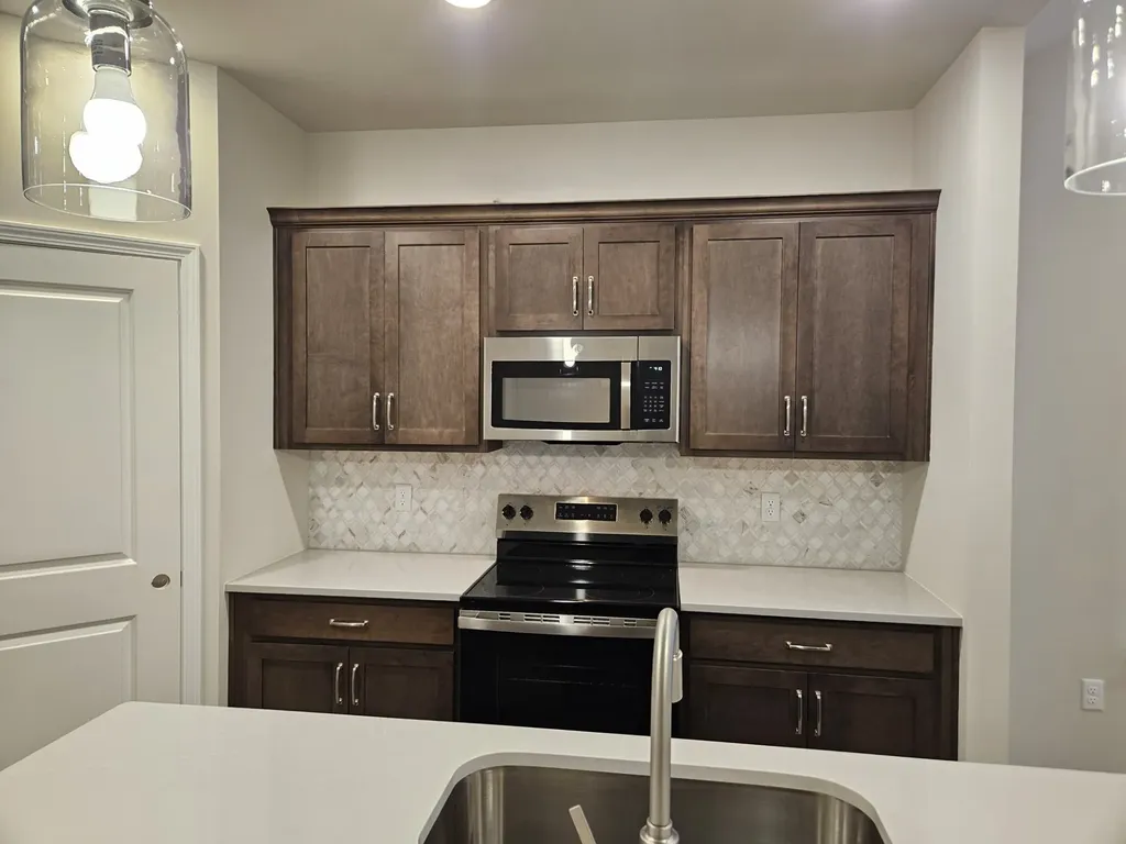 313 W Stonehaus Crossing Antioch TN 37013