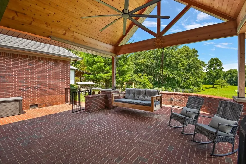 2309 Allen Ferry Road Smithville TN 37166