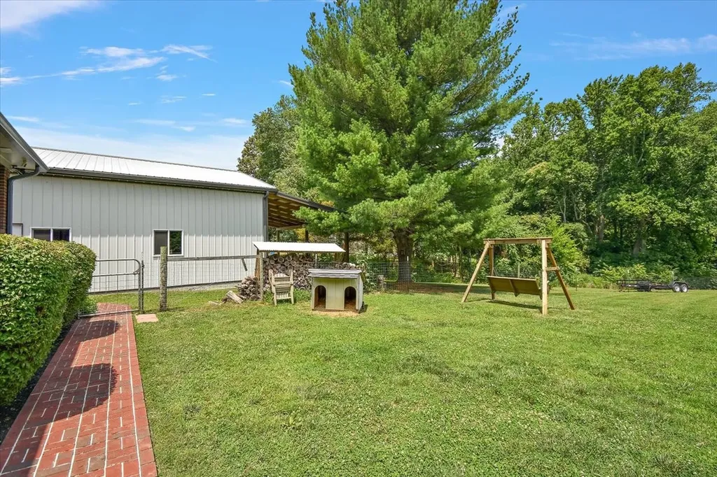 2309 Allen Ferry Road Smithville TN 37166