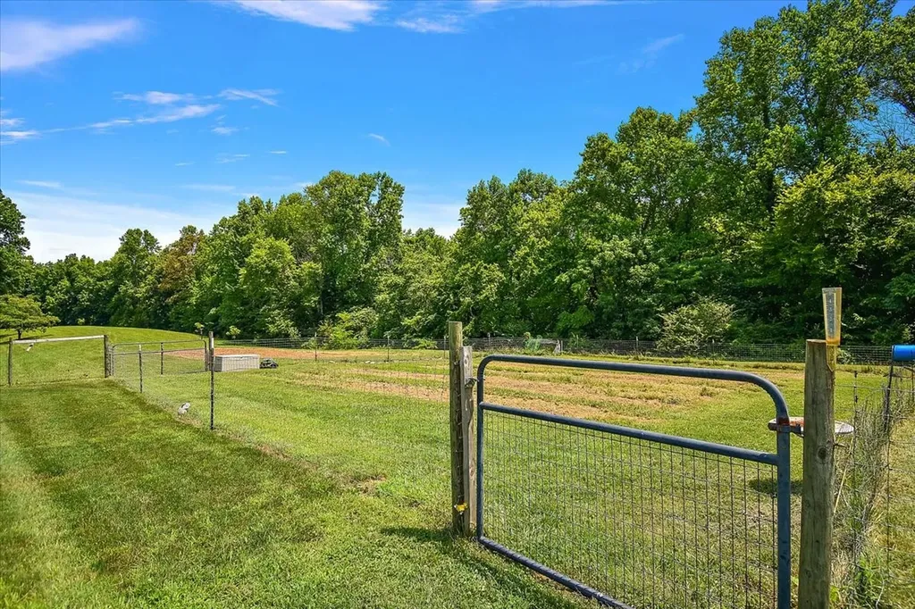 2309 Allen Ferry Road Smithville TN 37166