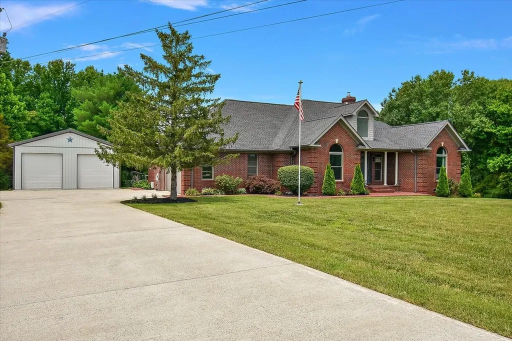 2309 Allen Ferry Road Smithville TN 37166